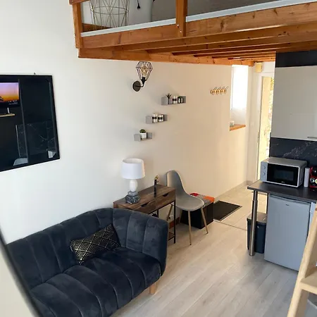 Appartement Pont Achard #2-t1bis-mezzanine -5mngare- *