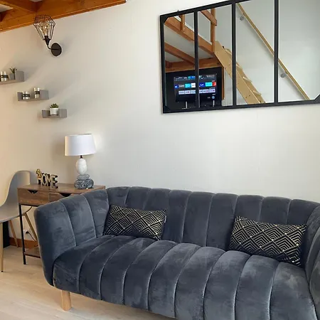 Pont Achard #2-t1bis-mezzanine -5mngare- Appartement