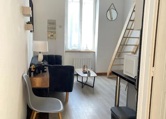 Pont Achard #2-t1bis-mezzanine -5mngare- Apartamento